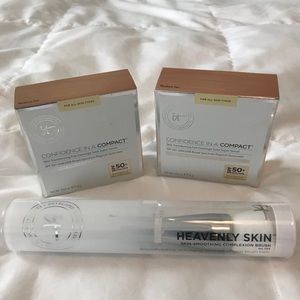 IT Cosmetic foundation and brush